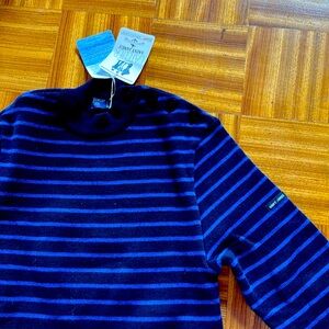 Men’s Saint James sweater
Authentic striped sailor jumper
slim fit
Pure new wool